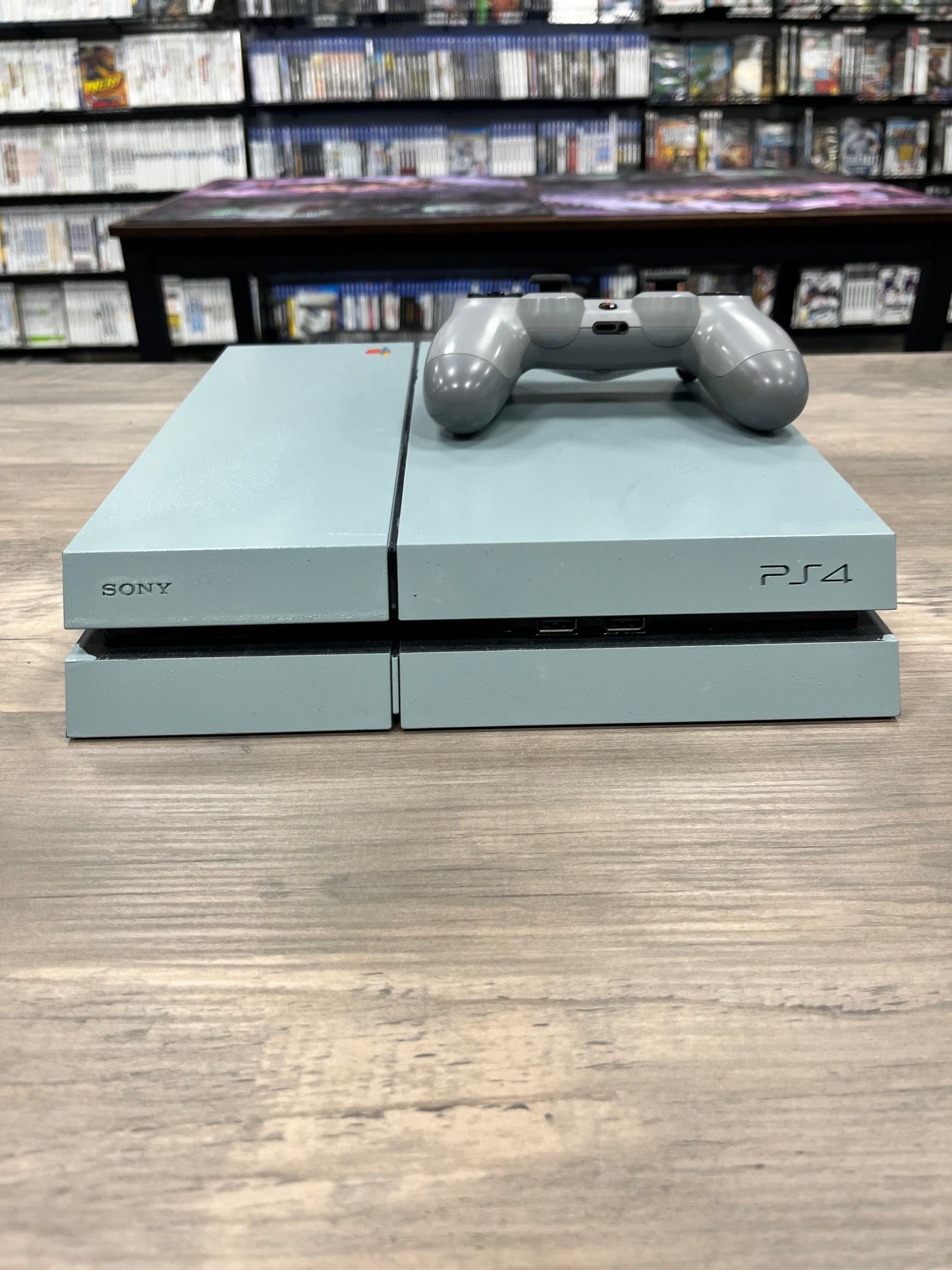 Custom Painted Playstation 4 500GB Console (Playstation 4)