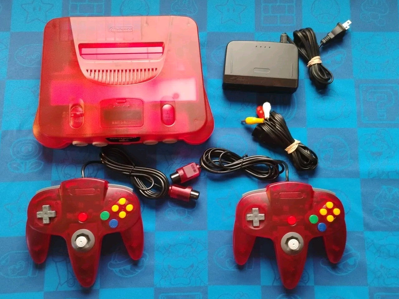 64 Watermelon Pink N64 Funtastic Watermelon Perfect Dark 2-Player