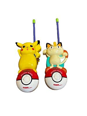 Tiger Electronic Pikachu & Meowth Walkie Talkies (Toys)
