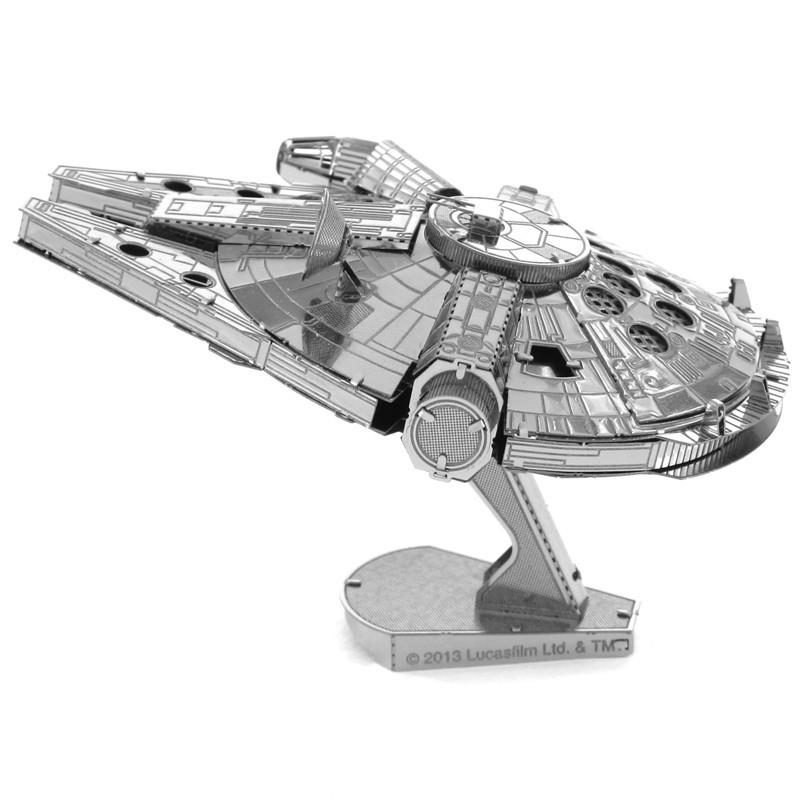 J2Games.com | Star Wars Build Millennium Falcon Paper Model (Brand New).