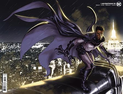 I Am Batman #10 B Taurin Clarke Wraparound Card Stock Variant (06/14/2022) Dc