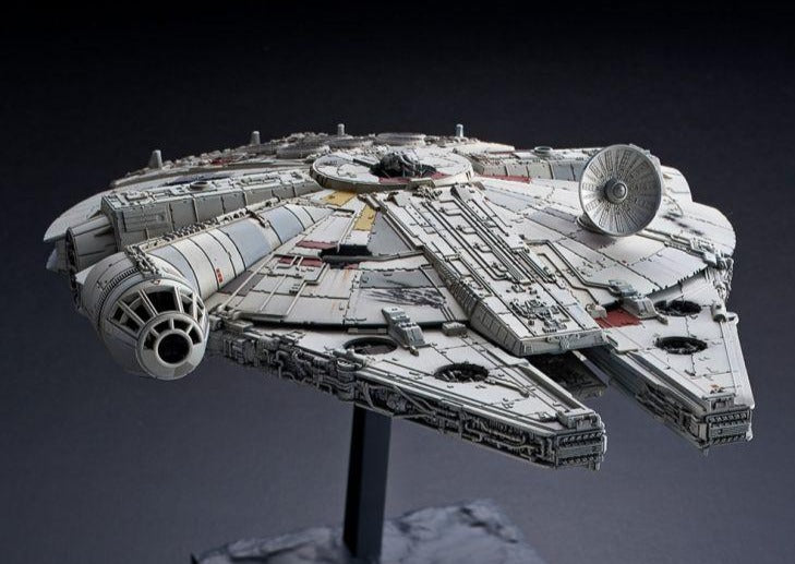 Bandai Star Wars Millennium Falcon The Rise of Skywalker 1/ 144 Scale (Toys)