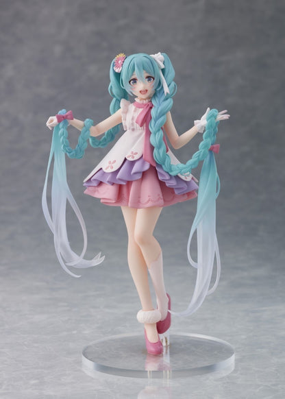 Hatsune Miku - Wonderland Figure - Rapunzel (Toys)