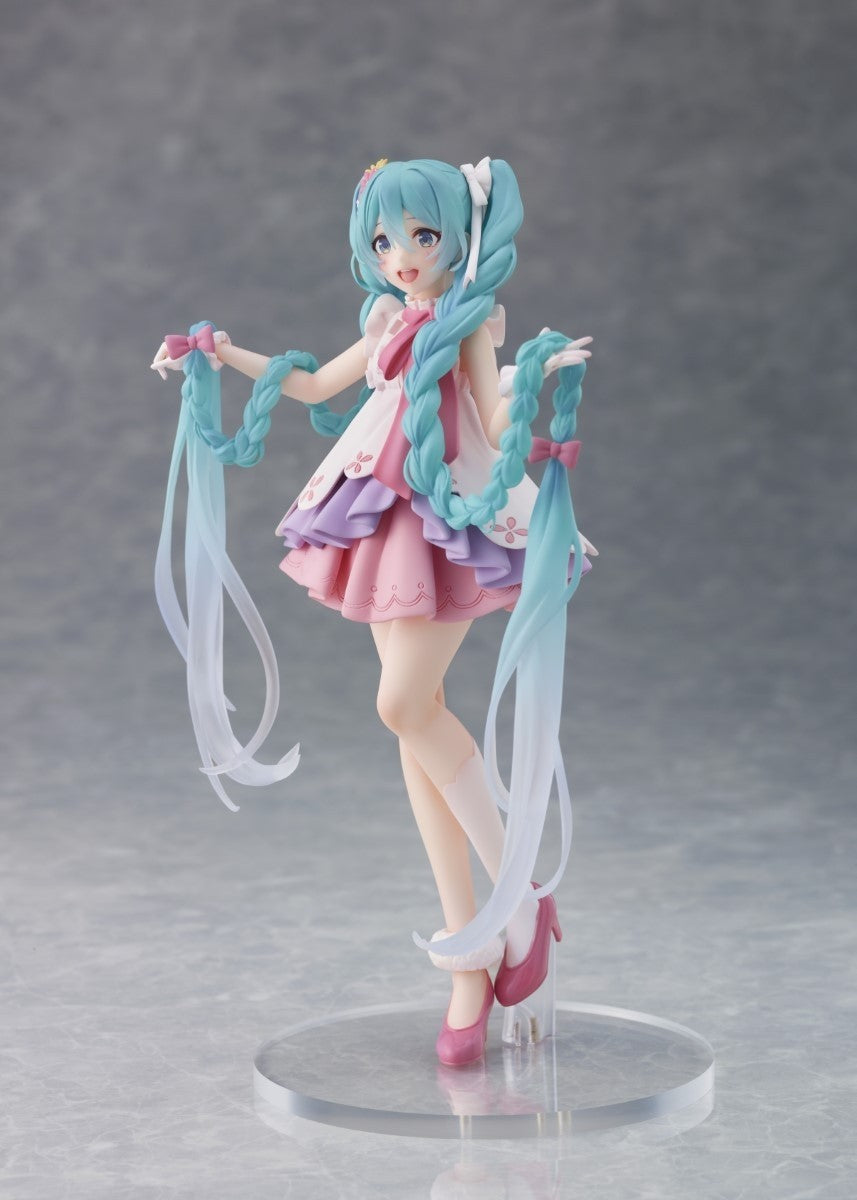 Hatsune Miku - Wonderland Figure - Rapunzel (Toys)