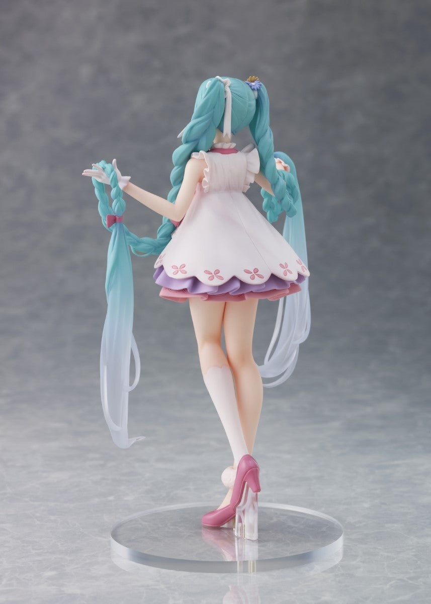 Hatsune Miku - Wonderland Figure - Rapunzel (Toys)