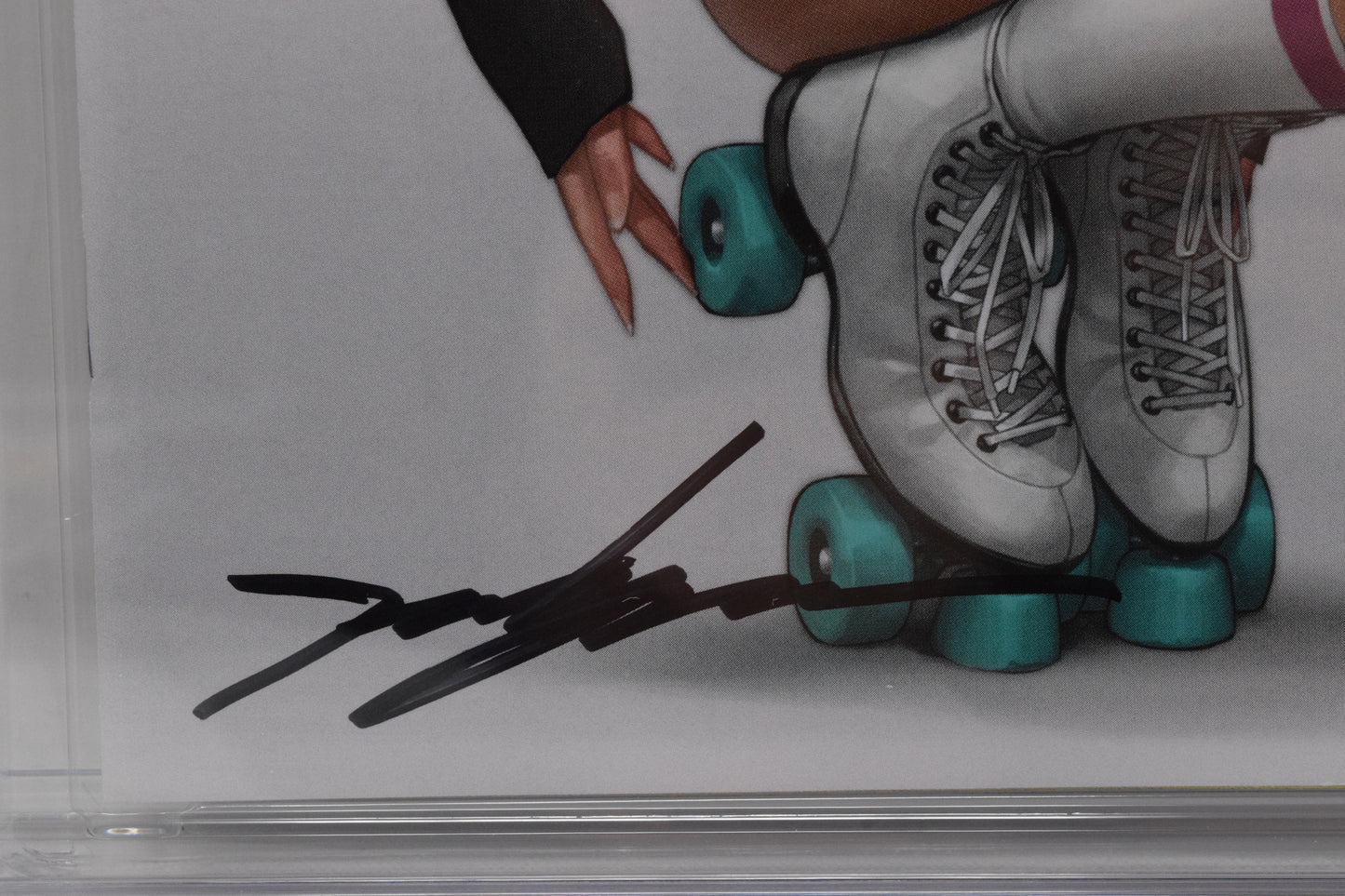 Amazing Spider-Man #40 Jeehyung Lee Spider-Gwen Rollerskate Variant (12/20/2023) Marvel