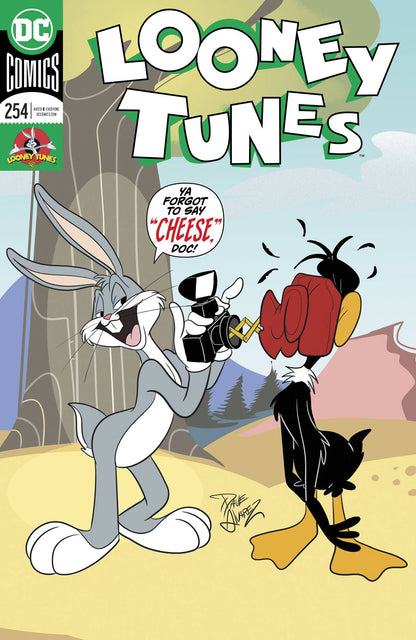 LOONEY TUNES #254 Bugs Bunny Daffy Duck Boxing Glove (03/11/2020) DC