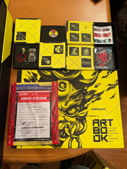 Cyberpunk 2077 Collector's Edition Brief Case (PlayStation 4)