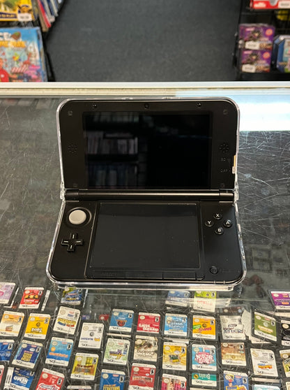 Sistema Triforce 3DSXL dorado y negro (carcasa personalizada) (3DS)