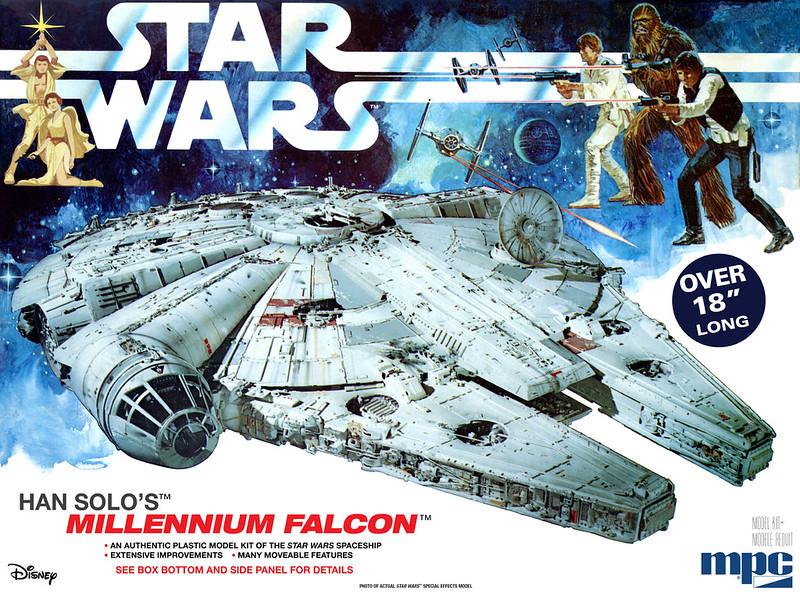 Star Wars: A New Hope Millennium Falcon MPC Model Kit (Toys)