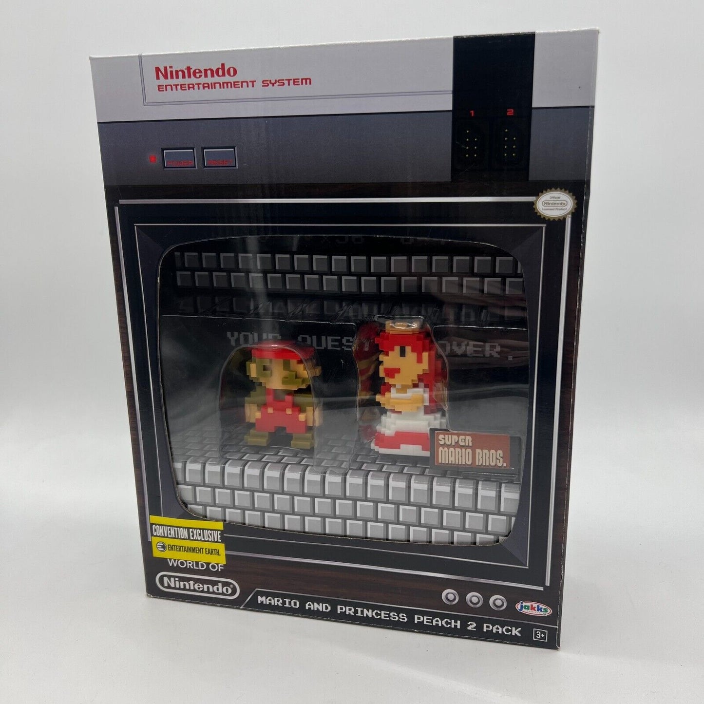 World of Nintendo 8-Bit Mario & Princess Peach Exclusive 2.5-Inch Mini Figure 2 Pack (Toys)