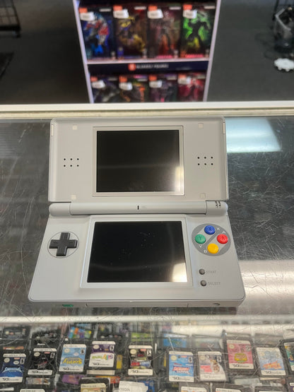 Nintendo DS Lite w/ Custom Super Nintendo Shell (Nintendo DS)