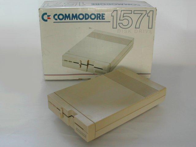 J2Games.com | Commodore 1571 Disk Drive (Commodore 128) (Pre-Played - CIB - Good).